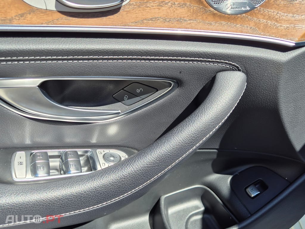 Mercedes-Benz E 300 AMG Line