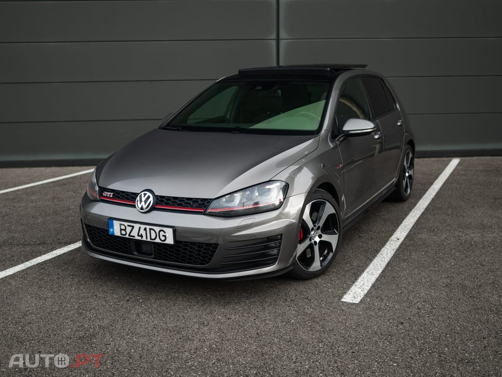 Volkswagen Golf 2.0 TSi GTi DSG Performance