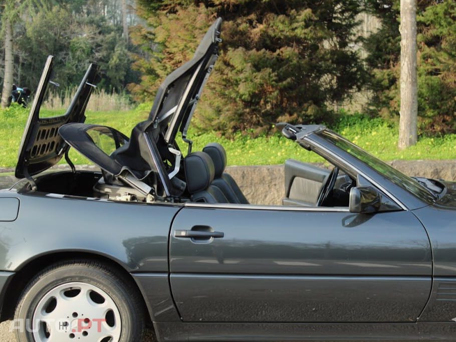 Mercedes-Benz SL 320 129 063