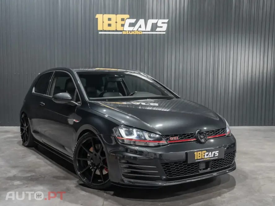 Volkswagen Golf 2.0 TSi GTi DSG Performance