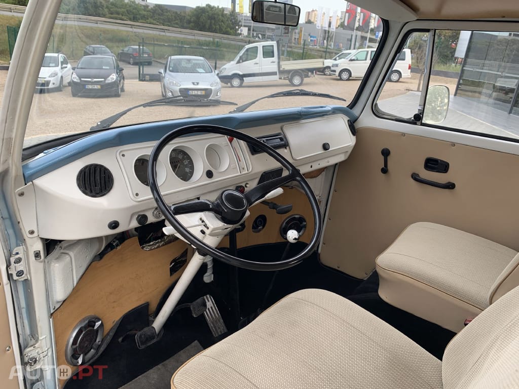 Volkswagen Transporter Kombi