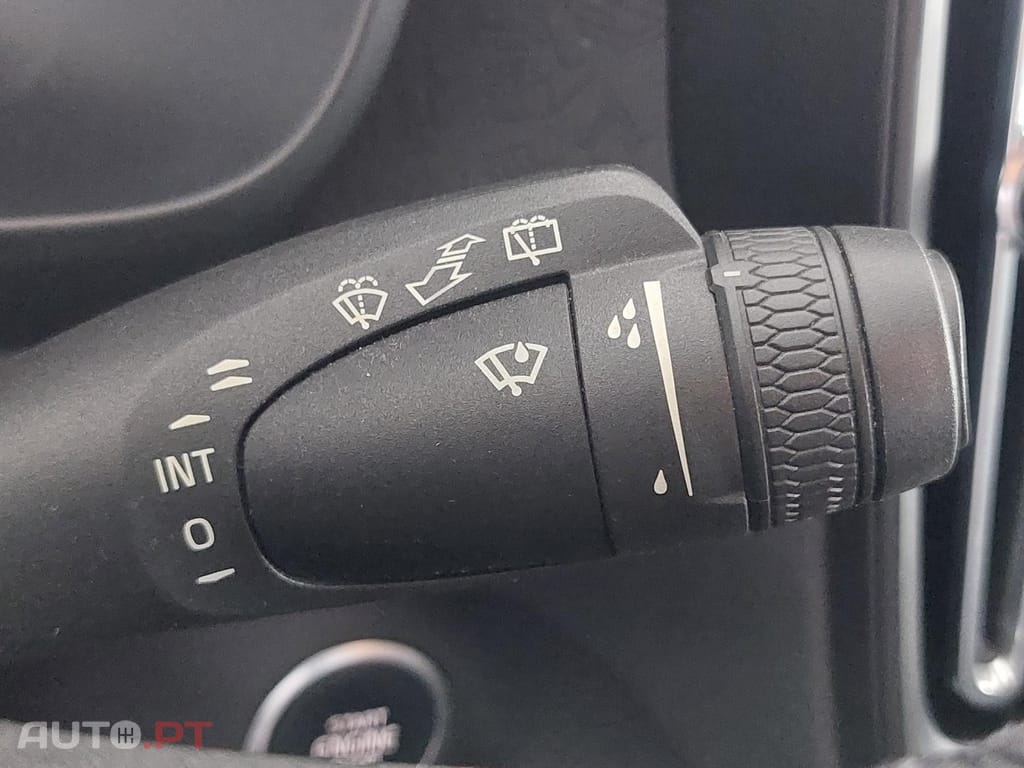 Volvo XC40 1.5 T2 Momentum