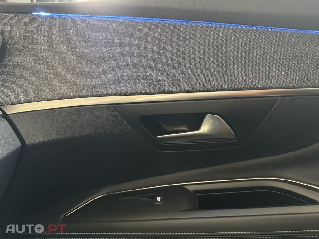 Peugeot 3008 1.5 BlueHDi Allure Pack EAT8