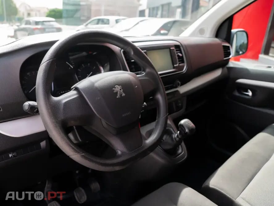 Peugeot Traveller 1.5 BlueHDi L2H1 Active Standard
