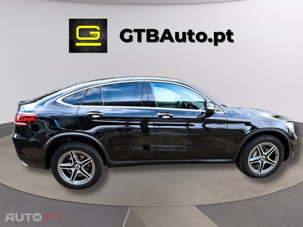 Mercedes-Benz GLC 300 I.V.A DEDUTIVEL De 4Matic AMG
