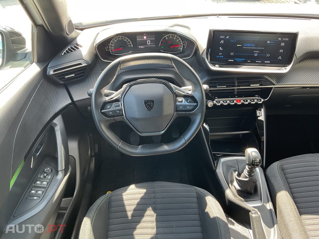 Peugeot 2008 1.2 PureTech Active Pack