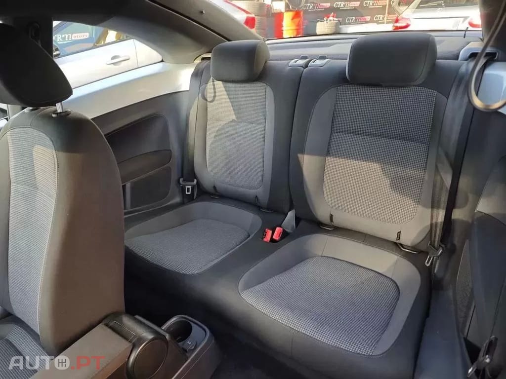 Volkswagen Beetle 1.6 TDi Design
