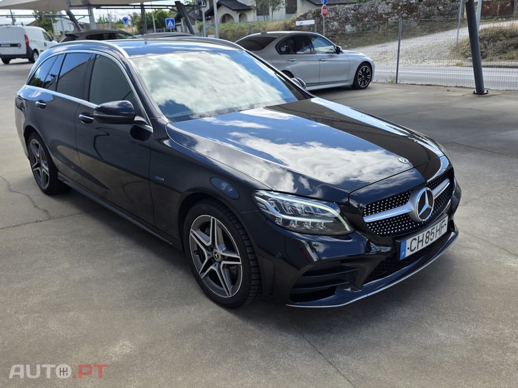 Mercedes-Benz C 300 DE AMG — fotografia 5