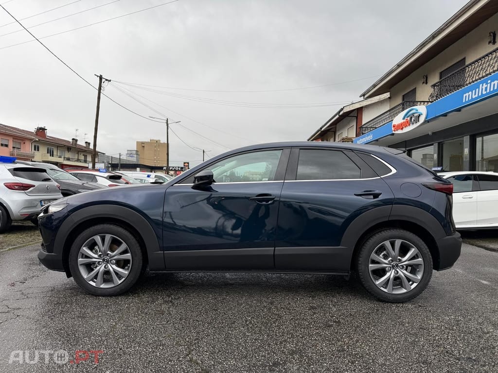 Mazda CX-30 2.0 e-Skyactiv-G Exclusive-line