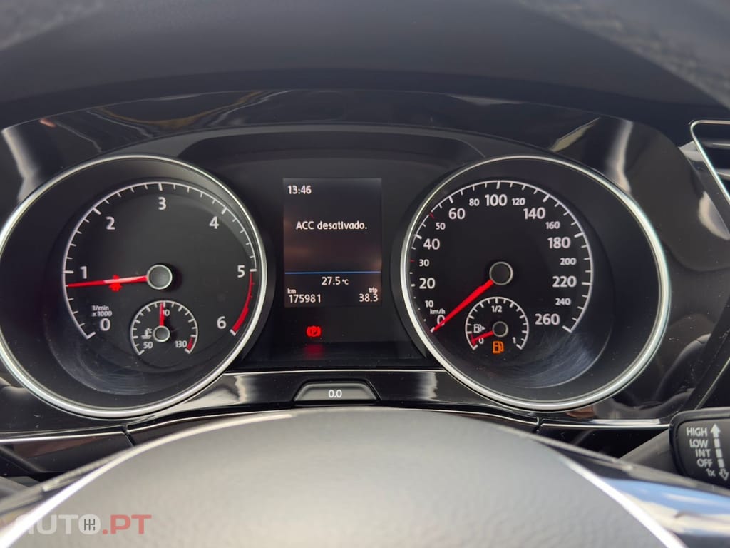 Volkswagen Touran 2.0 TDI Highline