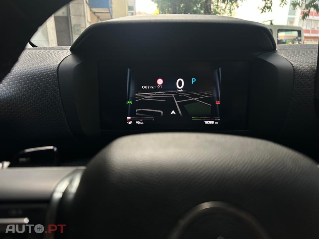 Citroën C4 X 1.2 Hybrid Max e-DSC6 — fotografia 8