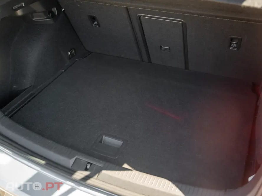 Volkswagen Golf 1.6 TDi Highline