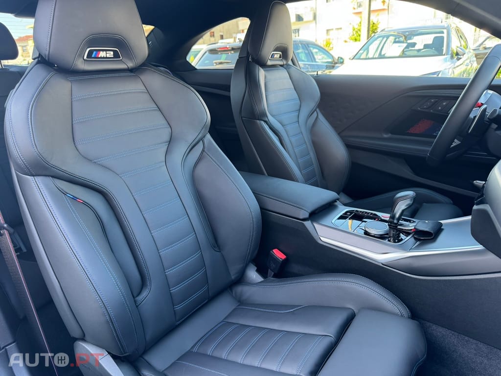 BMW M2 Auto