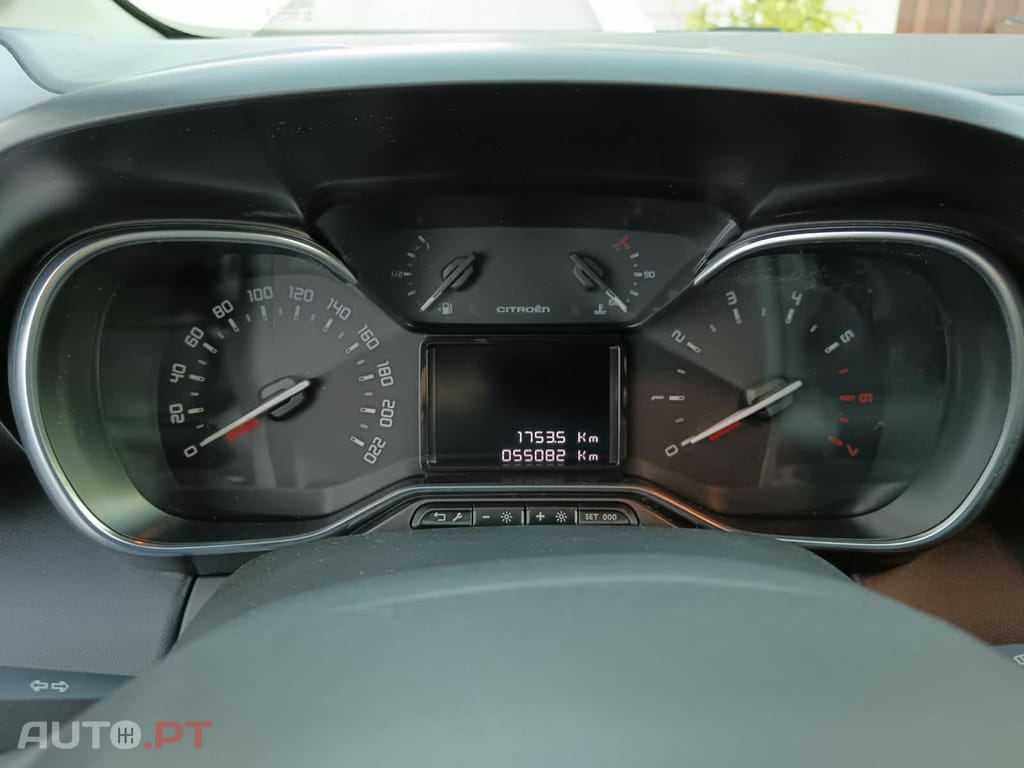 Citroen C3 Aircross 1.2 PURETECH 110 SHINE