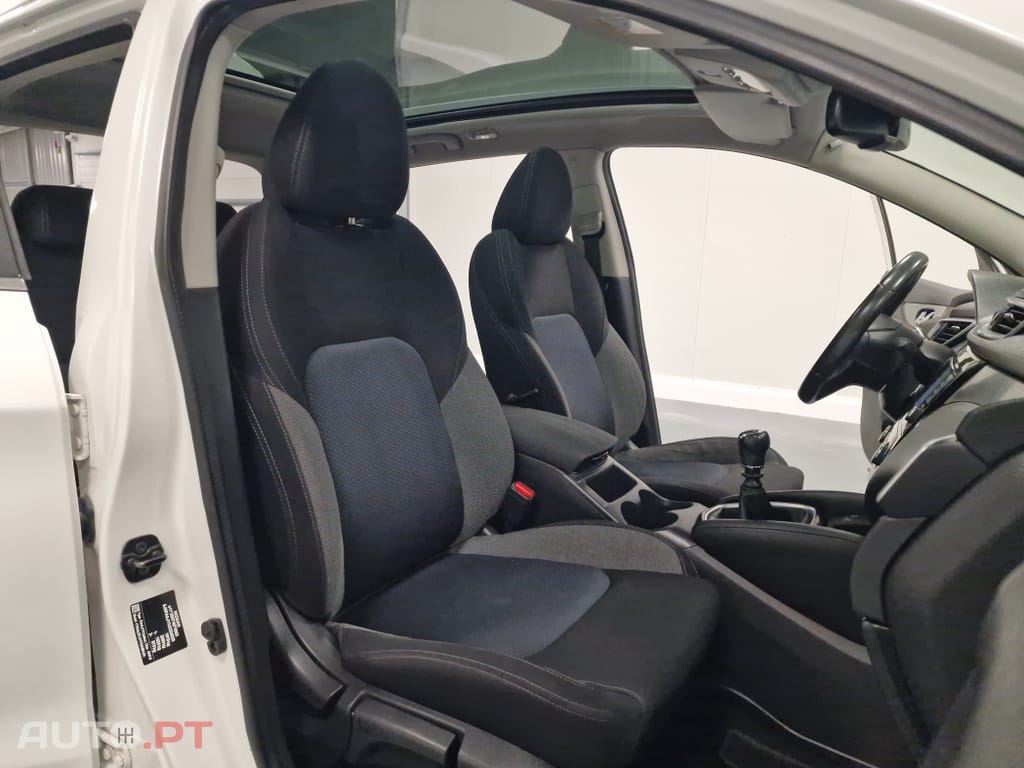 Nissan Qashqai 1.5 dCi N-Connecta
