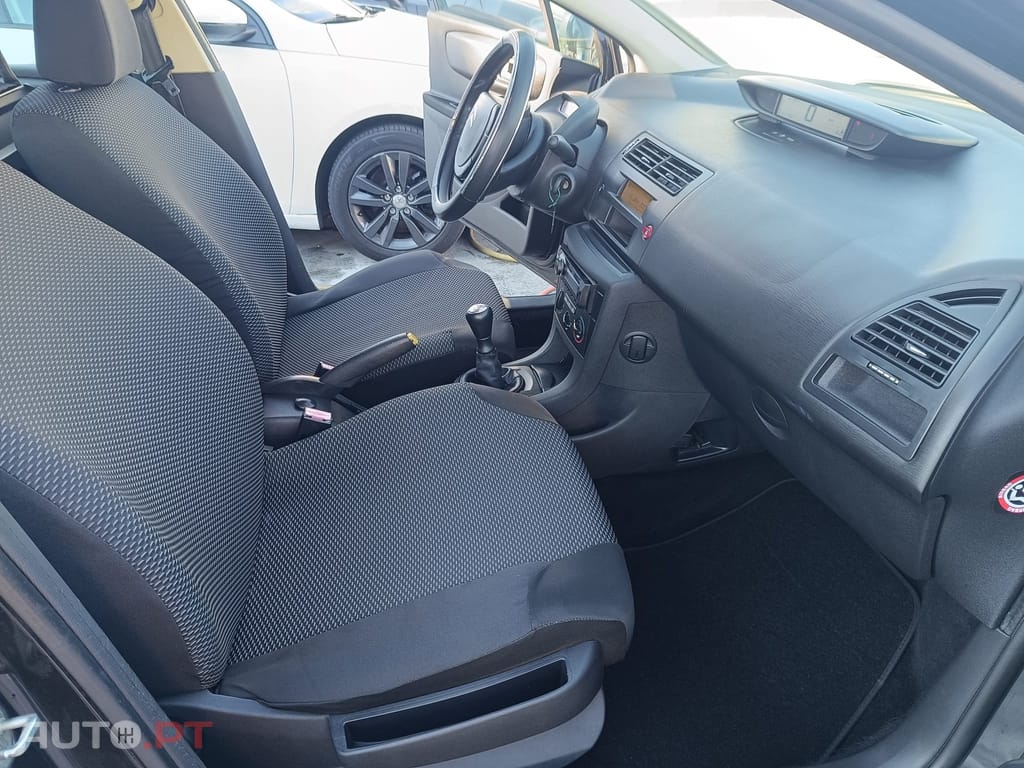 Citroen C4 1.6 HDi 110 SX Pack