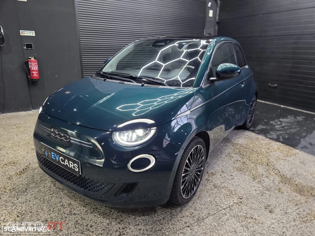 Fiat 500e La Prima