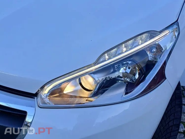 Peugeot 208 1.2 PureTech Active