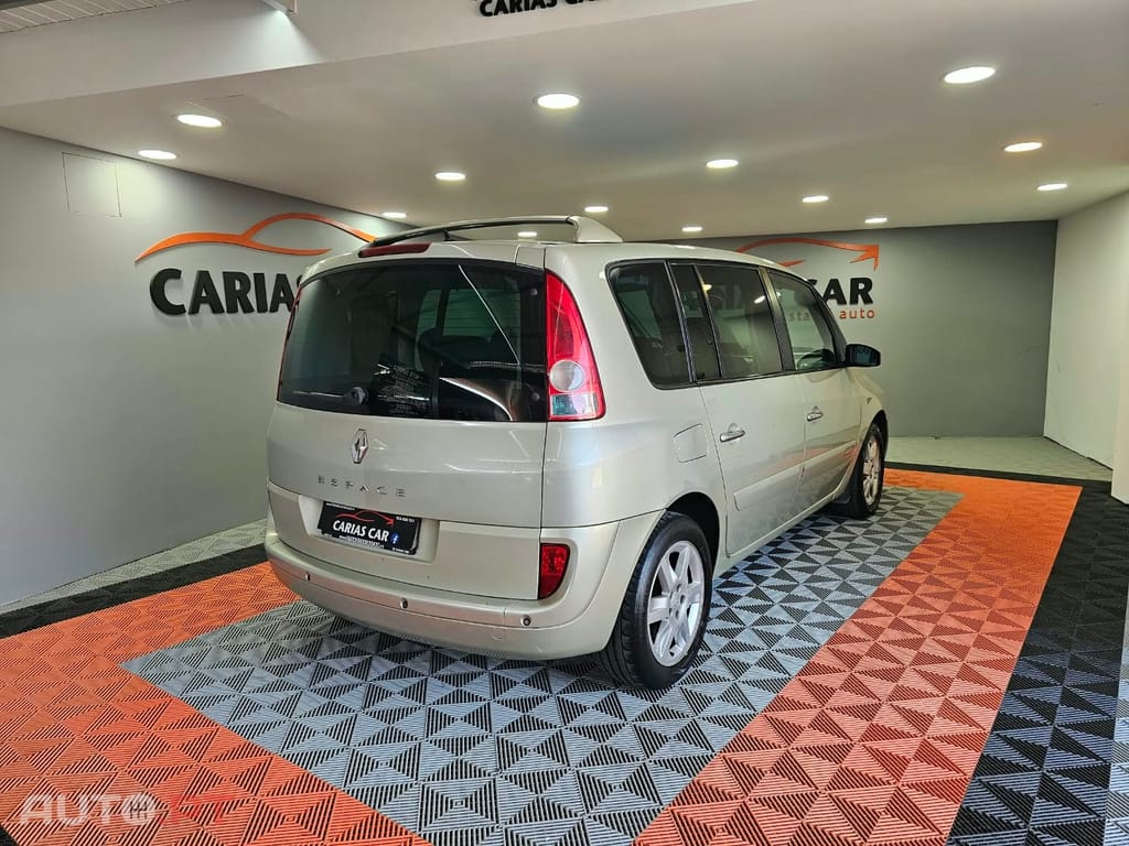 Renault Espace 2.2 dCi Privilege