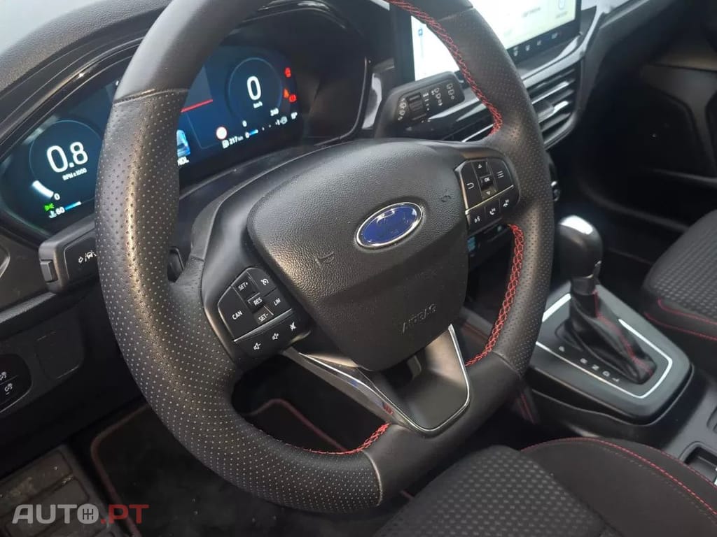 Ford Focus 1.0 EcoBoost MHEV ST-Line X Aut.