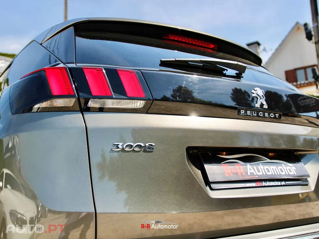Peugeot 3008 1.5 BlueHDi Active