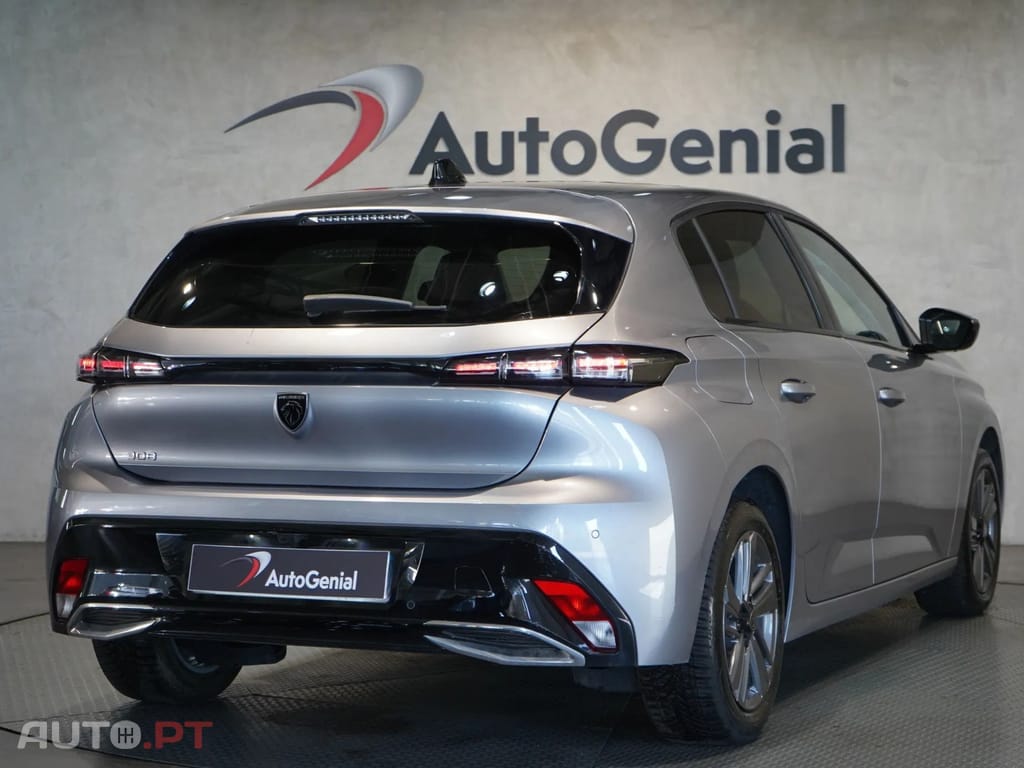 Peugeot 308 1.2 PureTech Allure EAT8