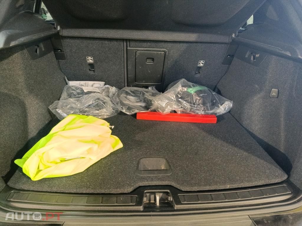 Volvo XC40 1.5 T5 PHEV R-Design