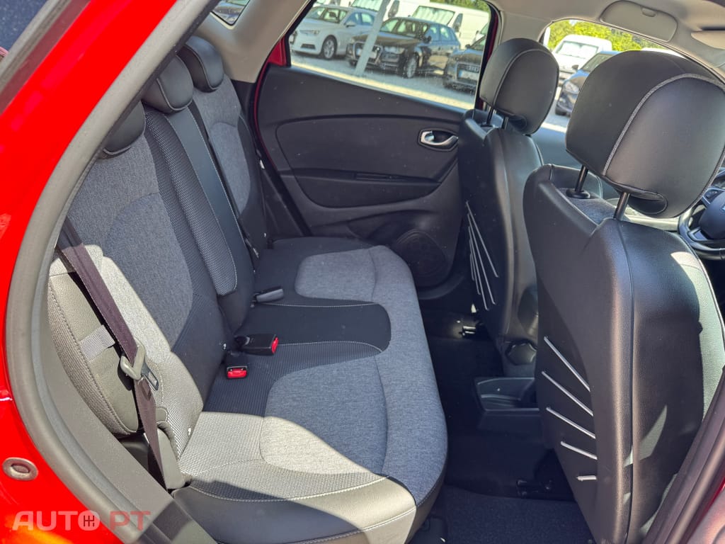 Renault Captur 1.2 TCe Exclusive EDC