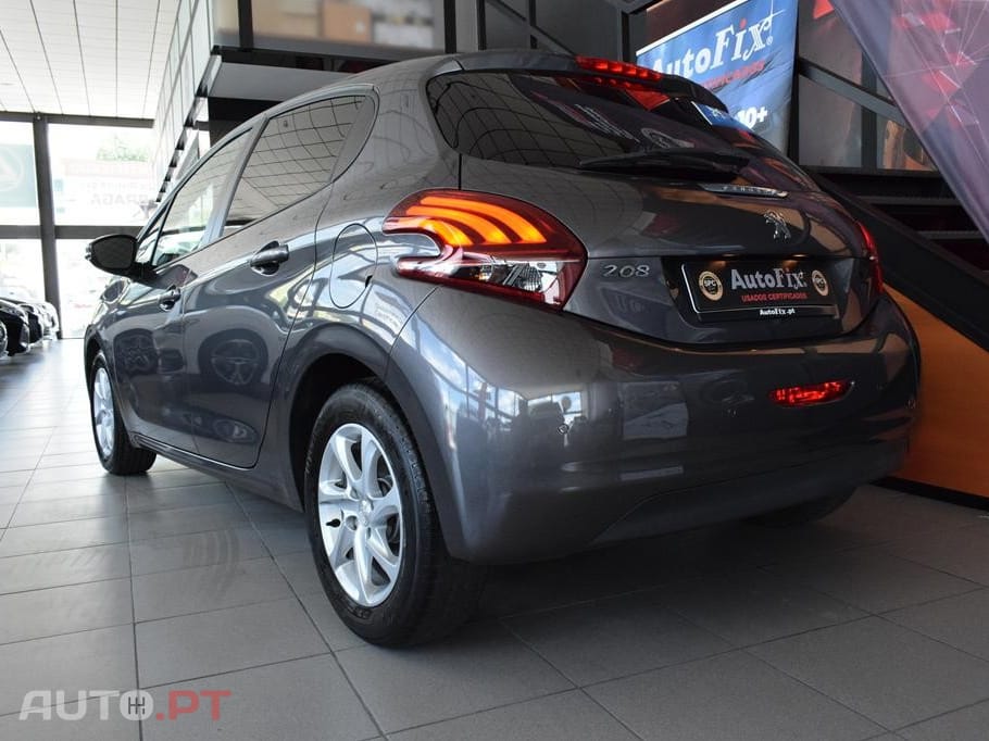 Peugeot 208 1.5 BlueHDi Signature
