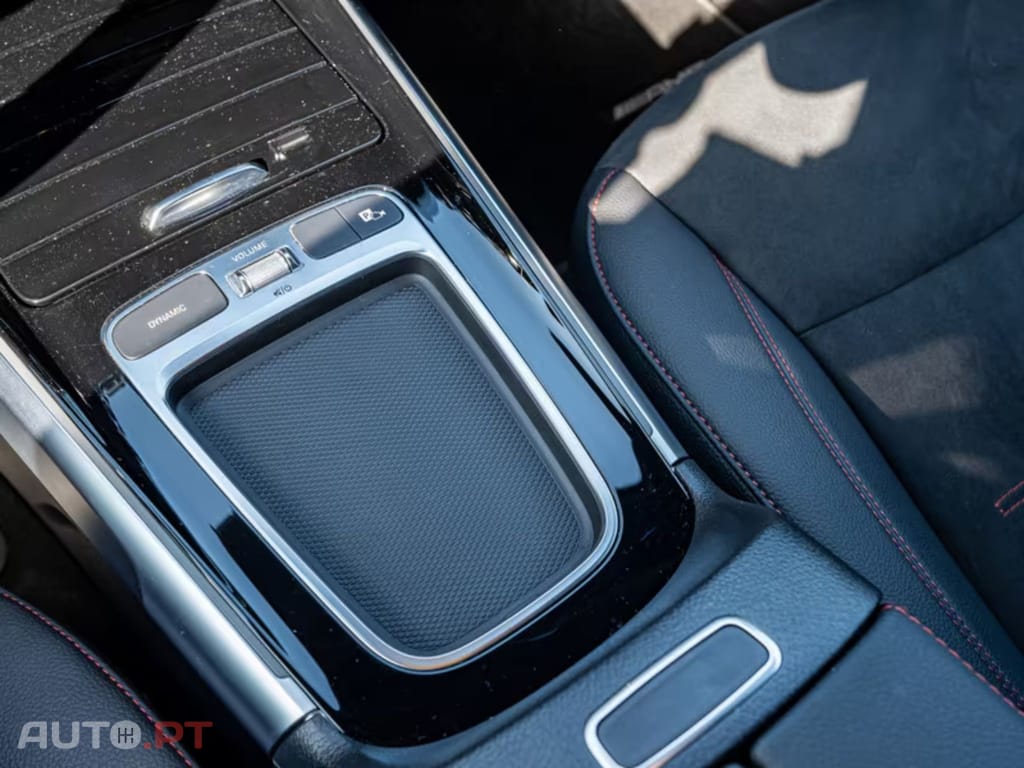 Mercedes-Benz EQB I.V.A DEDUTIVEL 300 4M AMG-Sport 