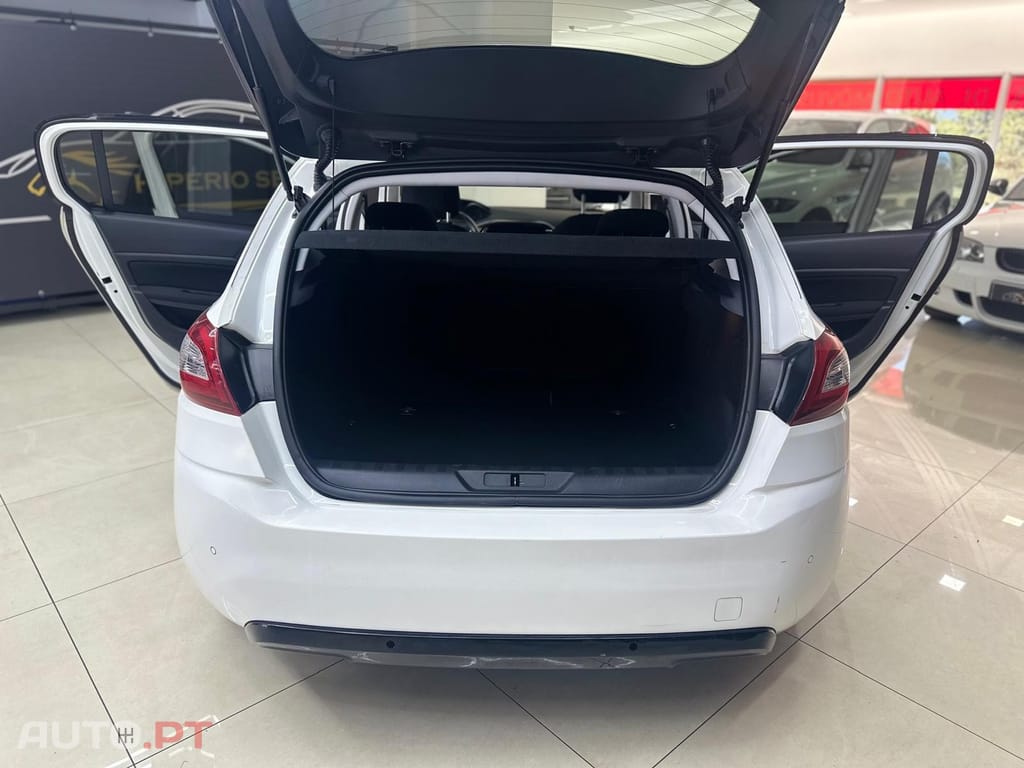 Peugeot 308 1.6 BlueHDi Style