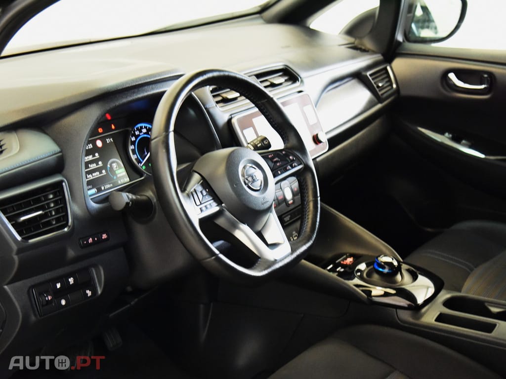 Nissan Leaf N-Connecta