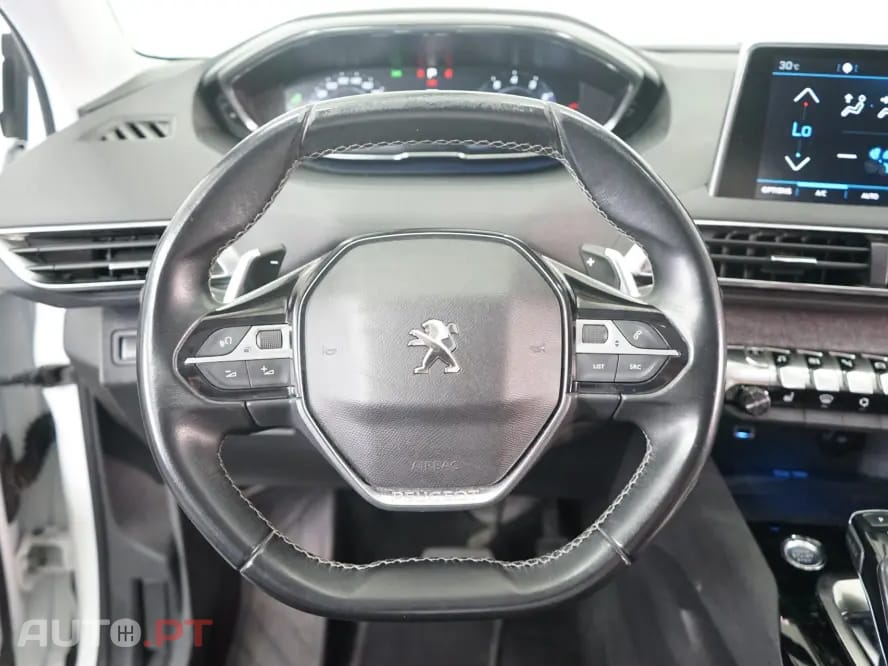 Peugeot 3008 1.2 PureTech Allure Pack EAT8