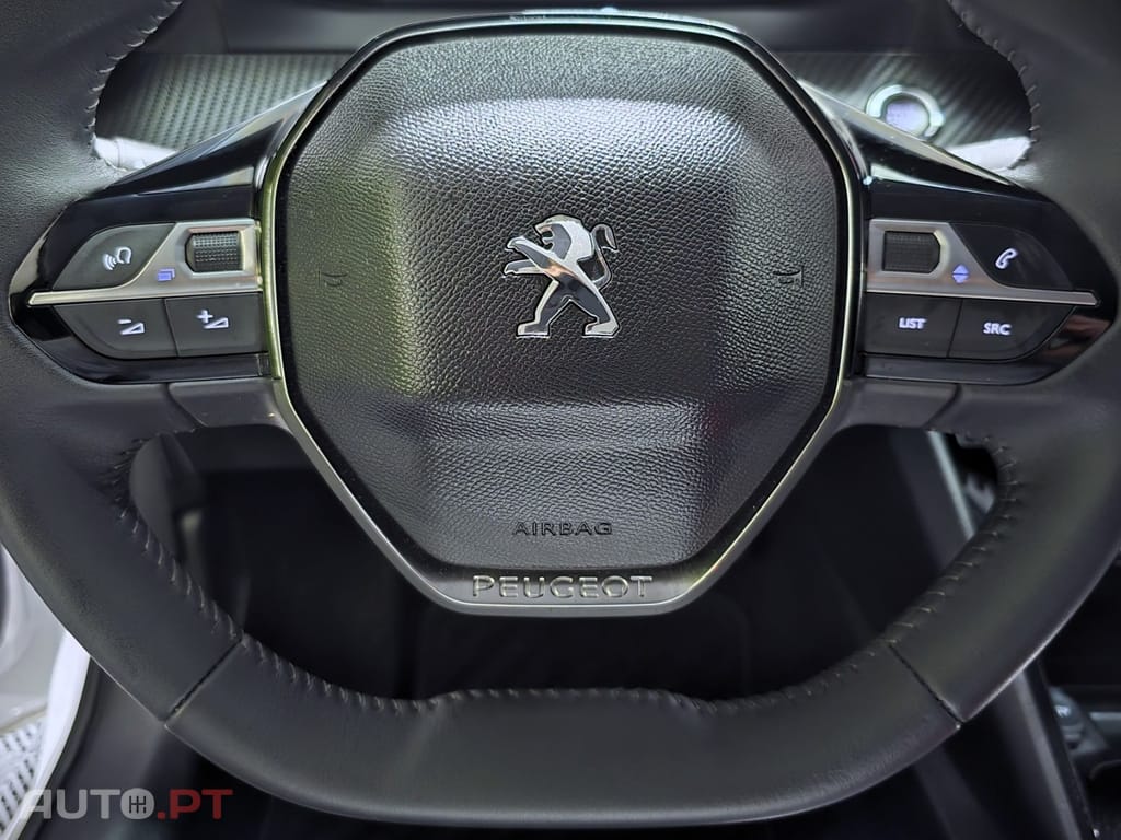 Peugeot E-208 50 kWh Allure Pack