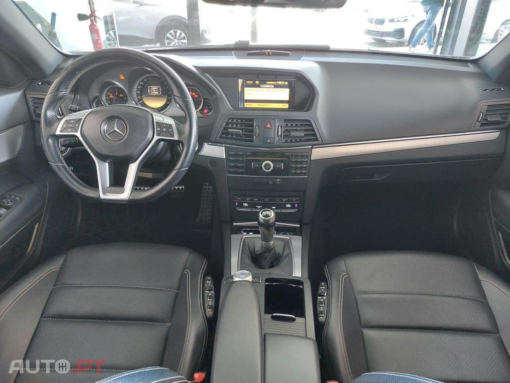 Mercedes-Benz E 220 CDI Avantgarde BlueEfficiency