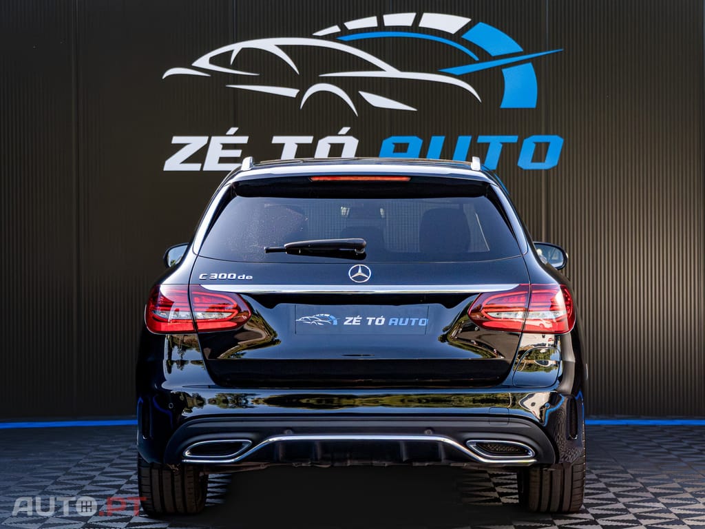 Mercedes-Benz C 300 de AMG Line