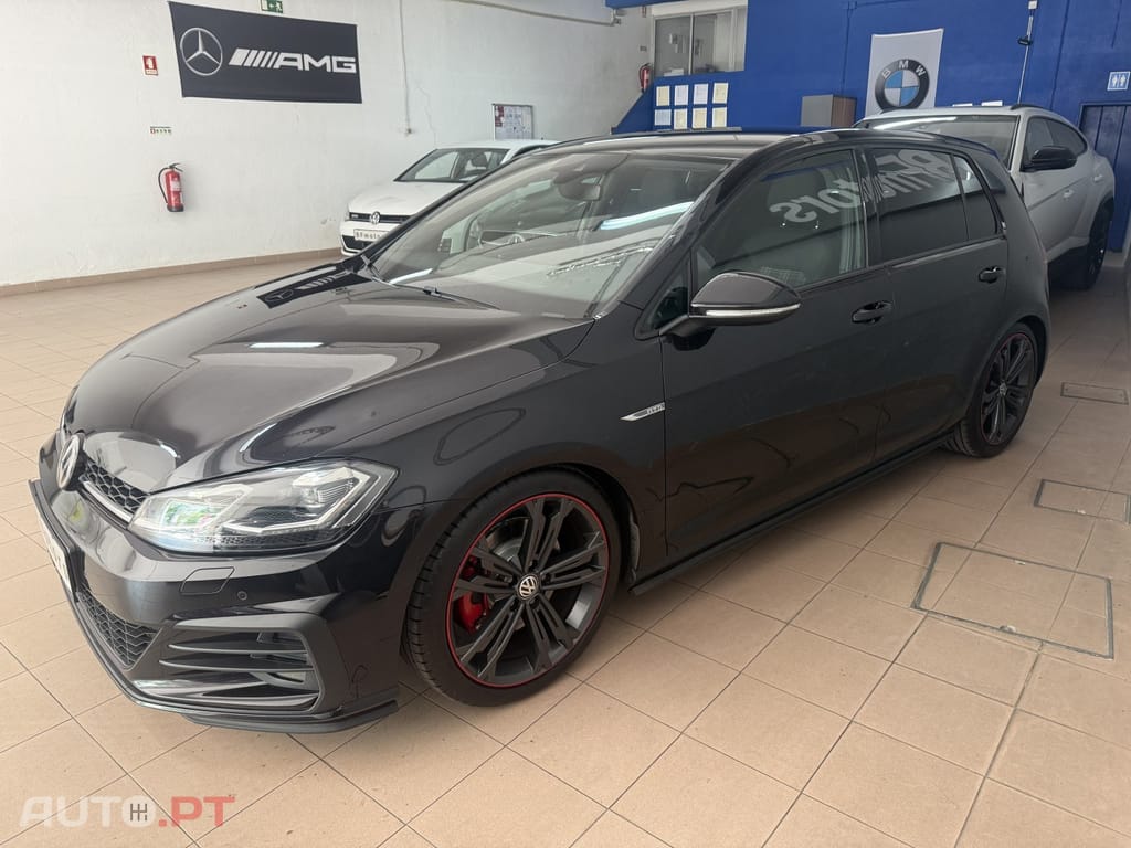 Volkswagen Golf 2.0 TDi GTD — fotografia 9