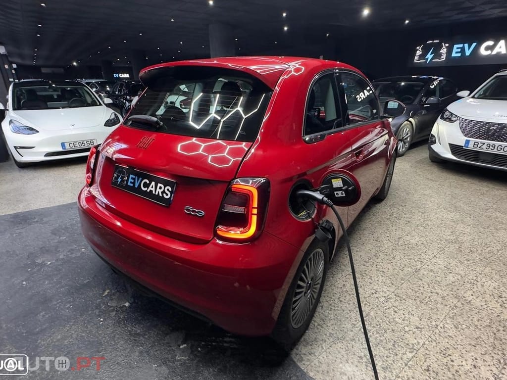 Fiat 500e 42 kWh Icon