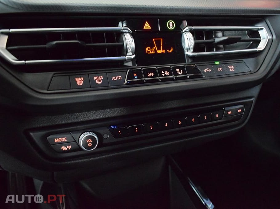 BMW 216 d Pack Desportivo M