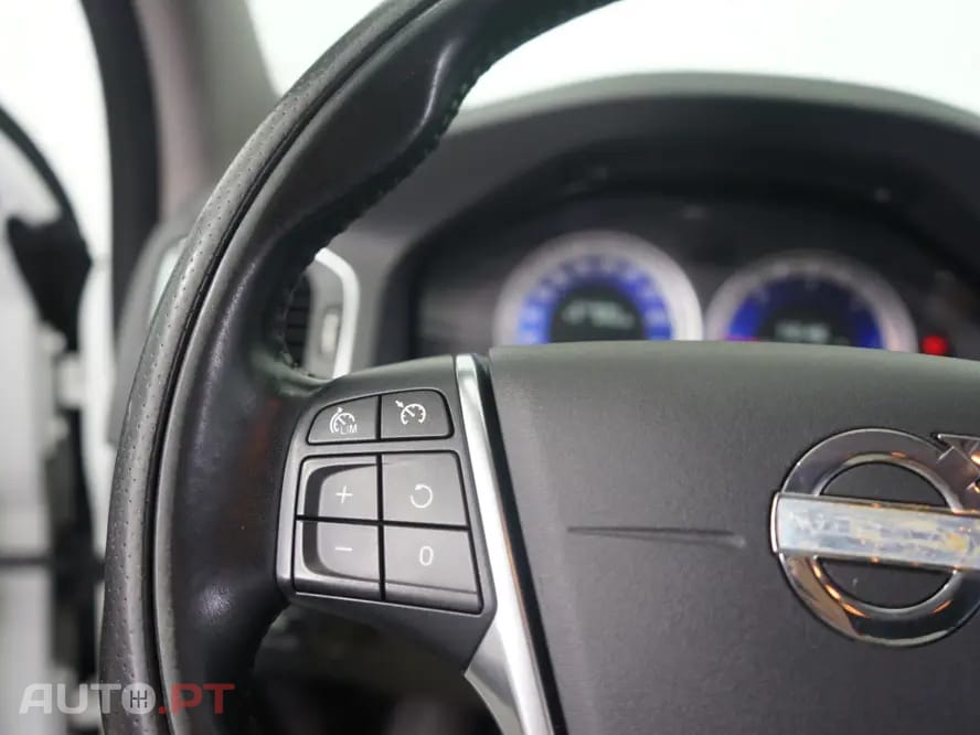 Volvo V60 1.6 D2 R-Design