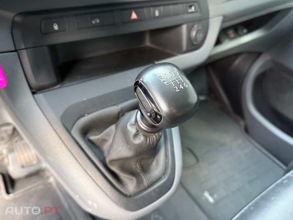 Peugeot Expert Pro L3H1 FlexCab Eco