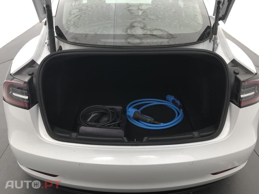 Tesla Model 3 Long-Range Dual Motor AWD