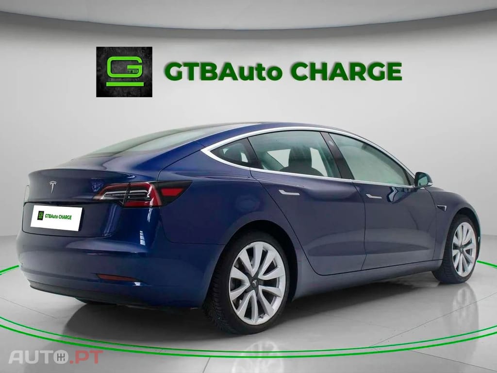Tesla Model 3 I.V.A DEDUTÍVEL Standard RWD Plus AUTOPILOT