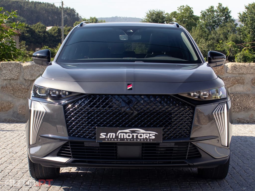 DS DS7 Crossback E-Tense Performance Line EAT8