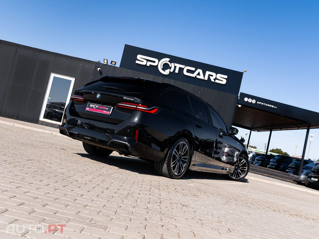 BMW 530 e Pack Desportivo M