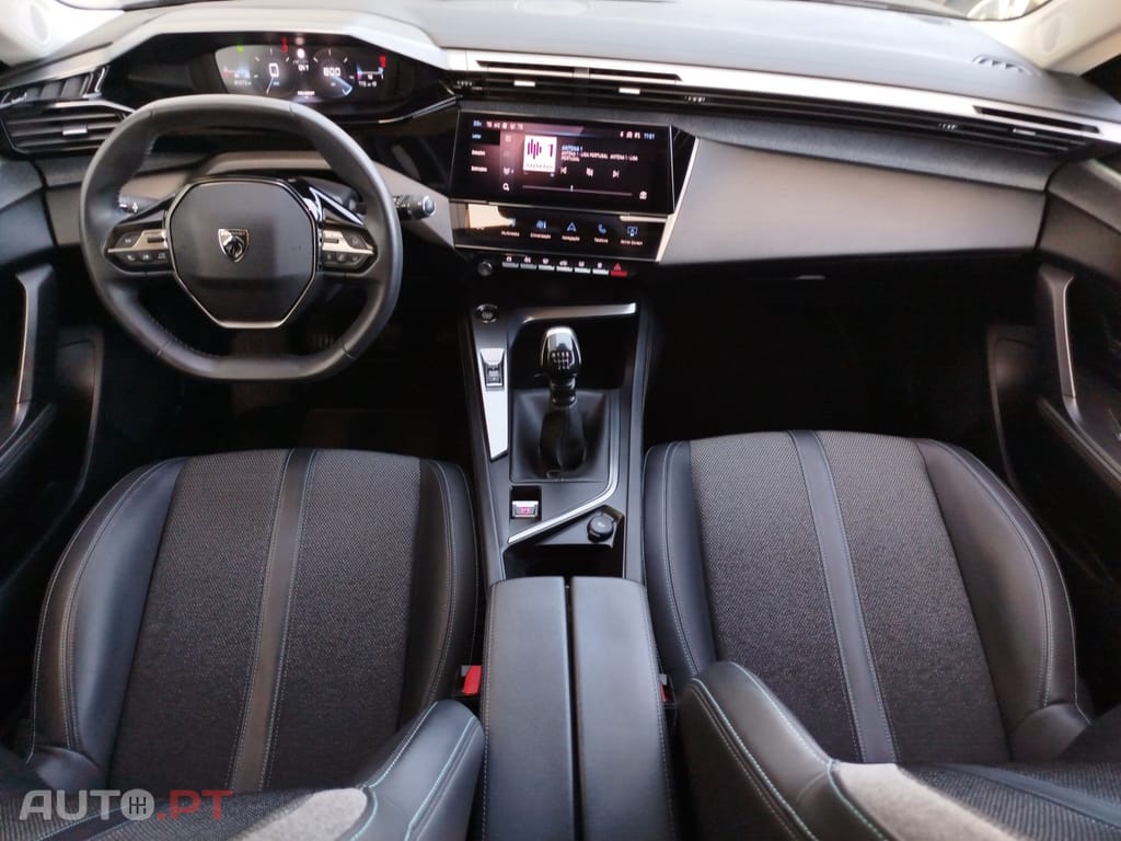 Peugeot 308 SW 1.2 PureTech Allure Full LED