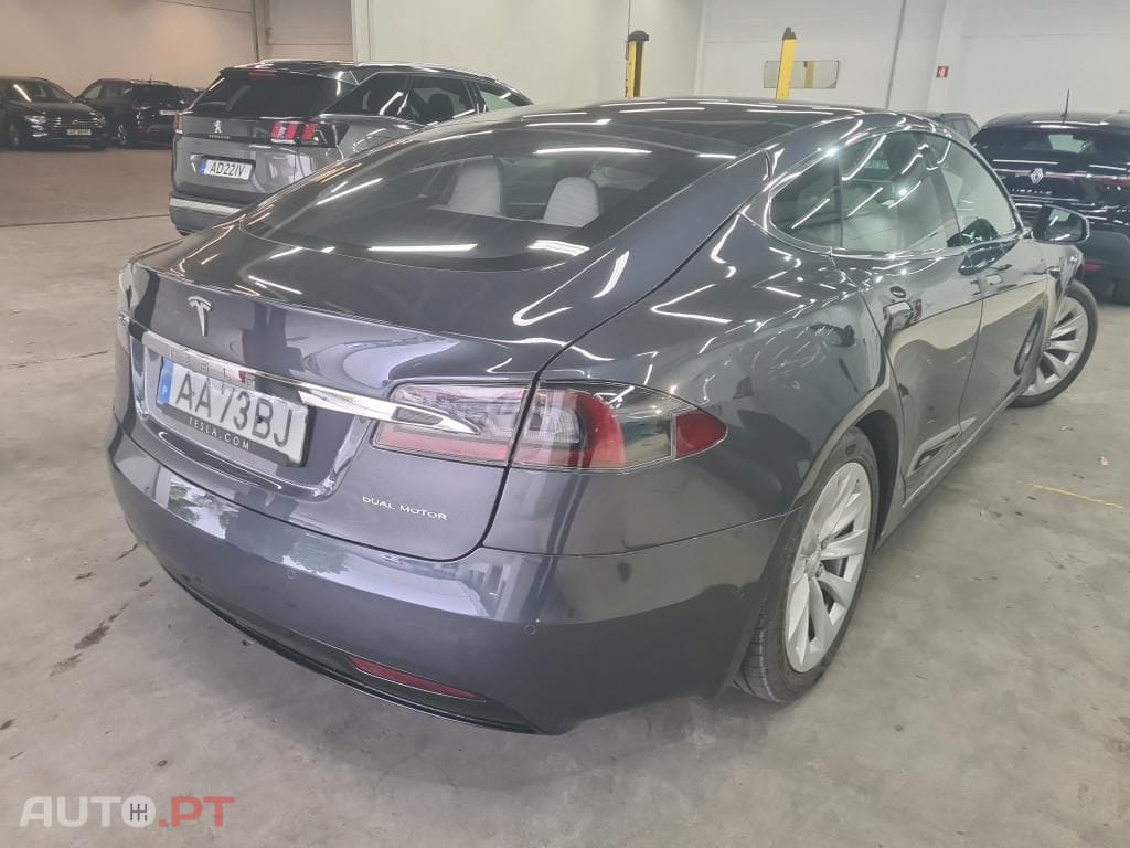 Tesla Model S 100 kWh Long Range AWD
