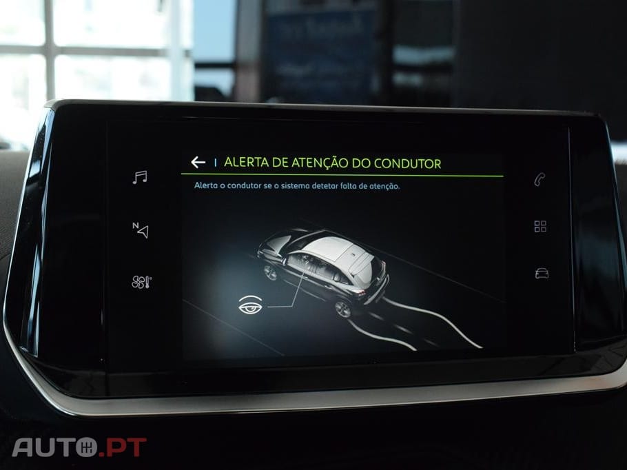 Peugeot E-208 50 kWh Active