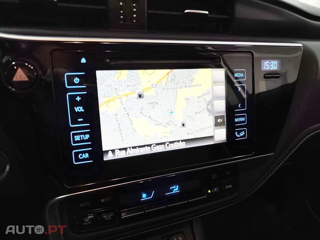 Toyota Auris Touring Sports 1.8 HSD Exclusive+Navi
