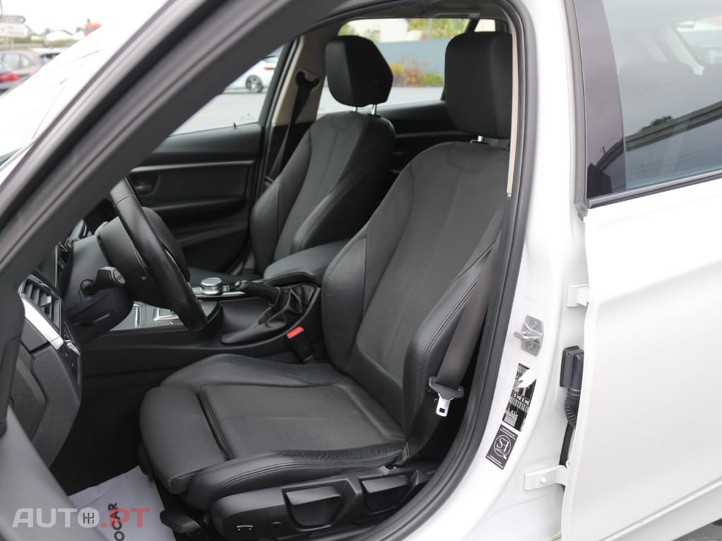 BMW 320 d Touring Line Sport Auto